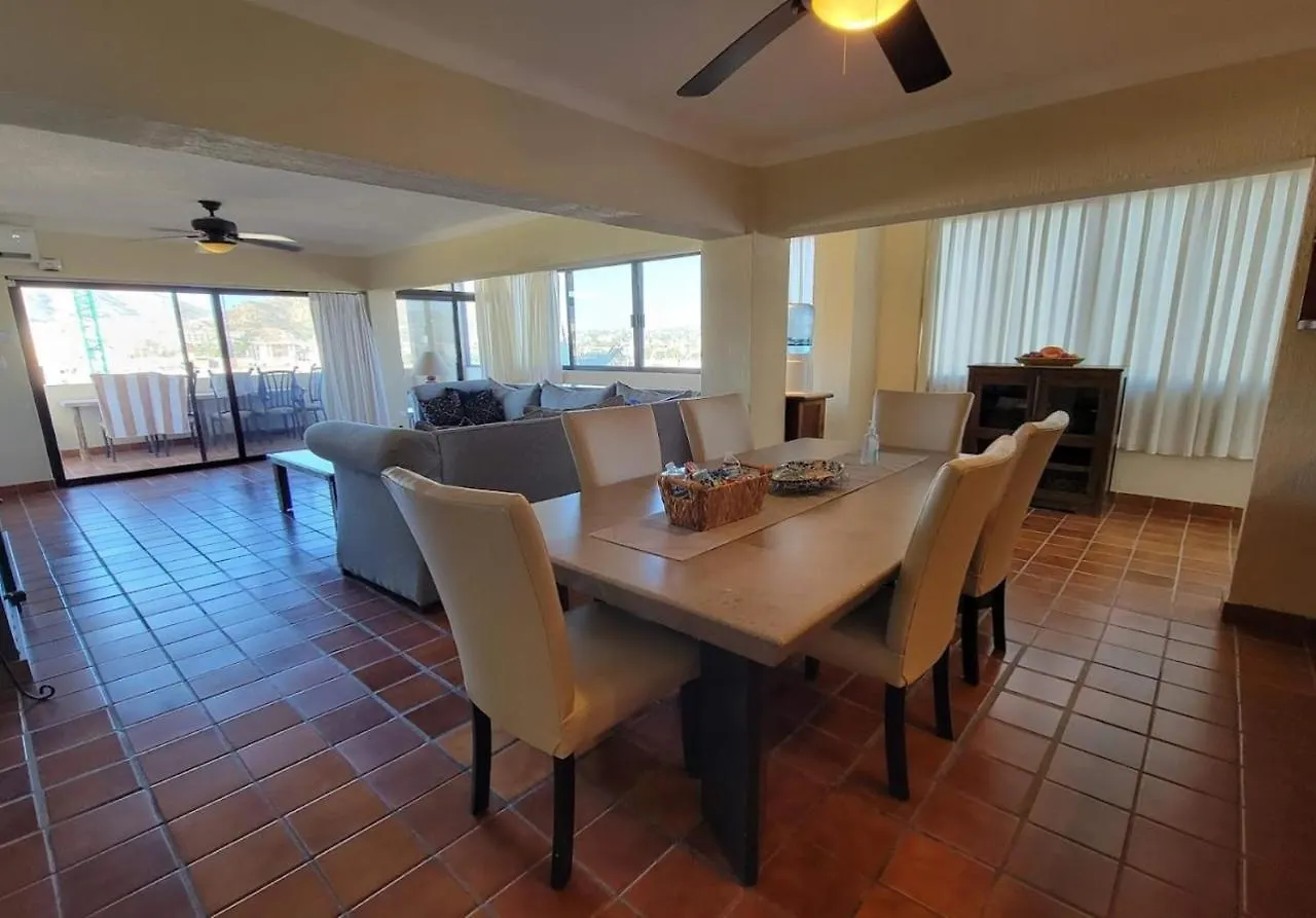 Best Location In Medano Beach -Marina Sol Lrg 2 Bed Steps To Beach, Downtown & Marina Cabo San Lucas